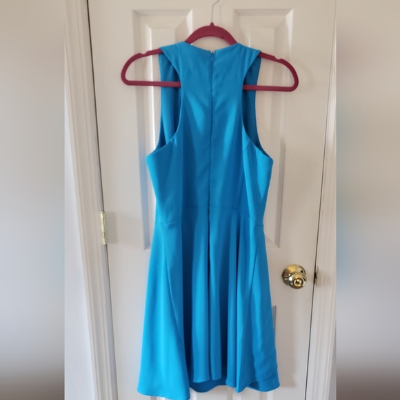 Blue dress - Picture 2 of 3